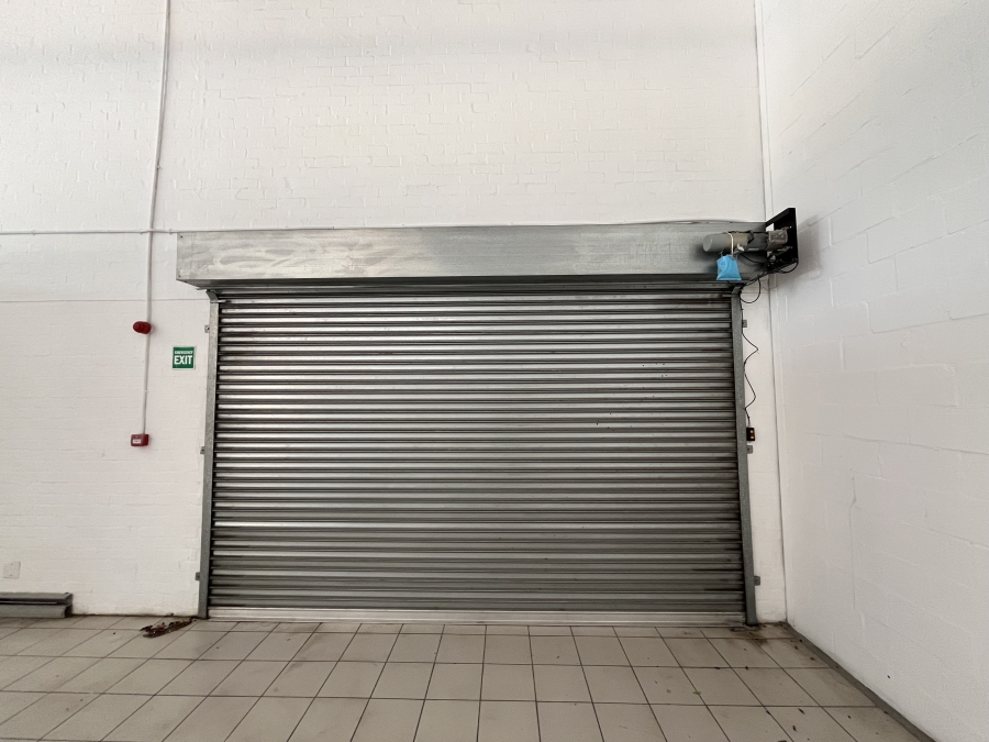 To Let commercial Property for Rent in Sanddrift Western Cape